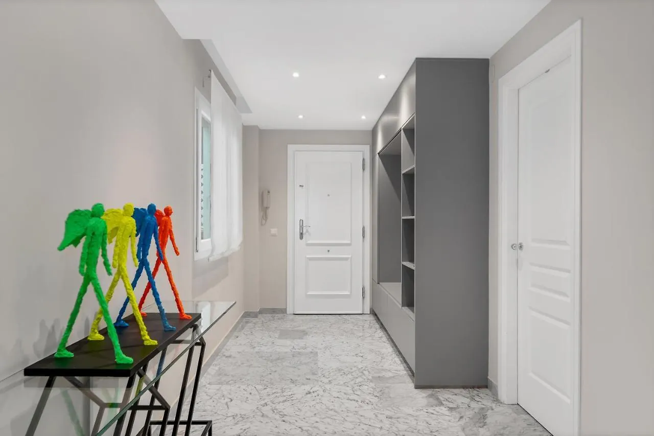 Modern And Large Apartment In The Heart Of Puerto Banus Marbellac 0*,  Espagne